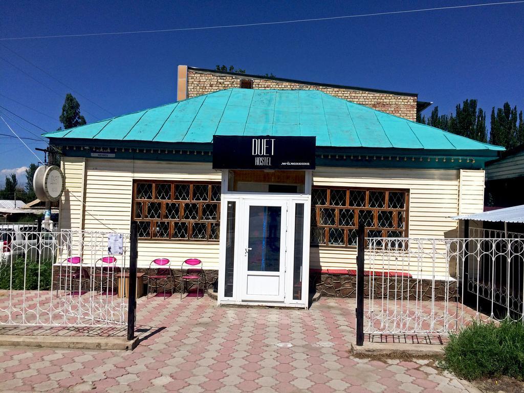 Duet Hostel & Hotel Karakol Exterior foto